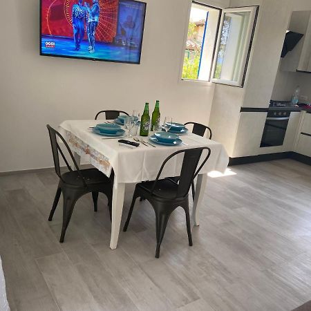 La Casa Sull'Acqua Villa Олбия Екстериор снимка