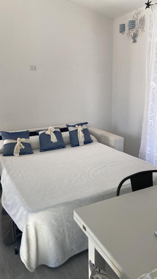 La Casa Sull'Acqua Villa Олбия Екстериор снимка